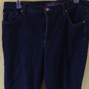 dark wash blue jeans